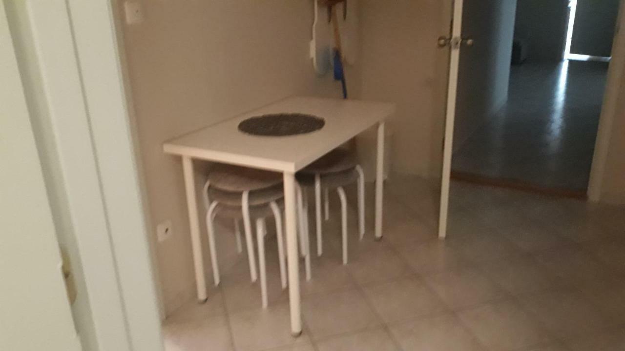Szaloky Apartmanhaz Gyenesdiás Exteriör bild